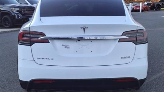 2016 Tesla Model X 5YJXCAE48GFS00692