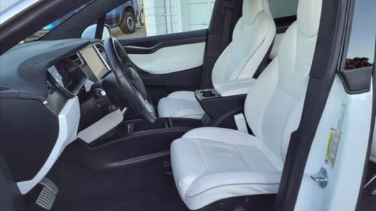 2016 Tesla Model X 5YJXCAE48GFS00692