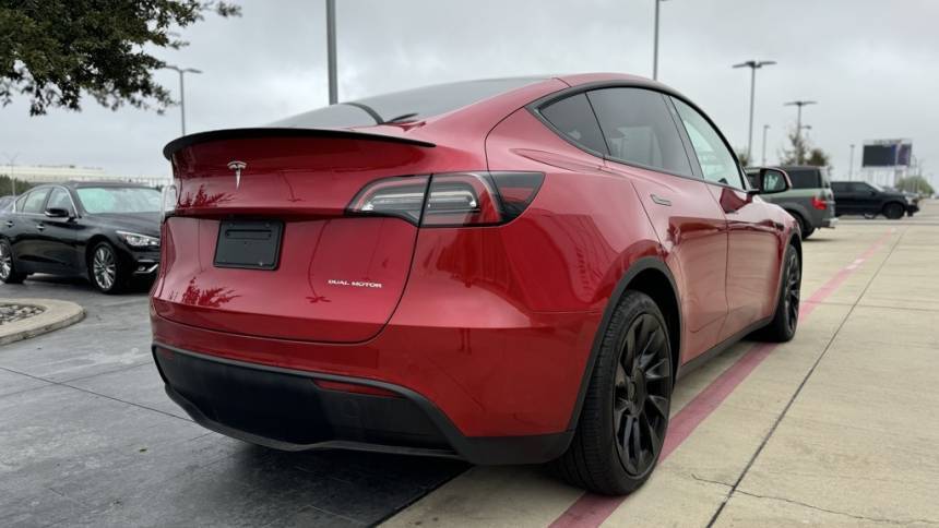 2021 Tesla Model Y 5YJYGDEE1MF200628