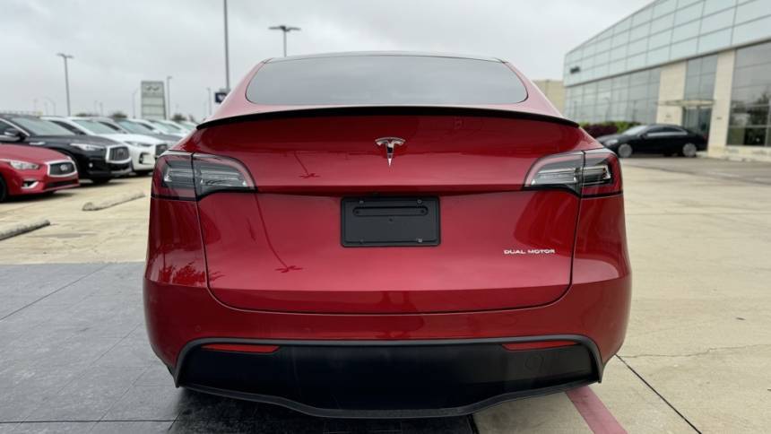 2021 Tesla Model Y 5YJYGDEE1MF200628