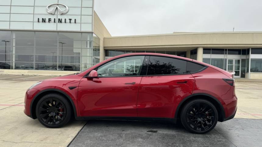 2021 Tesla Model Y 5YJYGDEE1MF200628