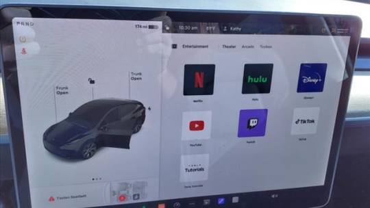 2021 Tesla Model Y 5YJYGDEE5MF077125