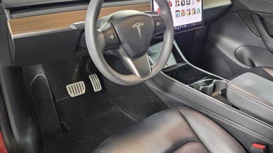 2020 Tesla Model Y 5YJYGDEF0LF009774