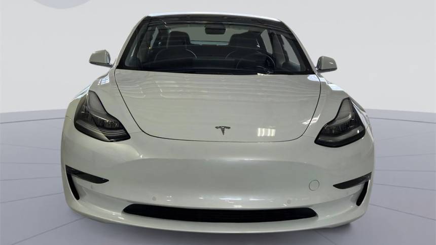 2018 Tesla Model 3 5YJ3E1EB5JF088903