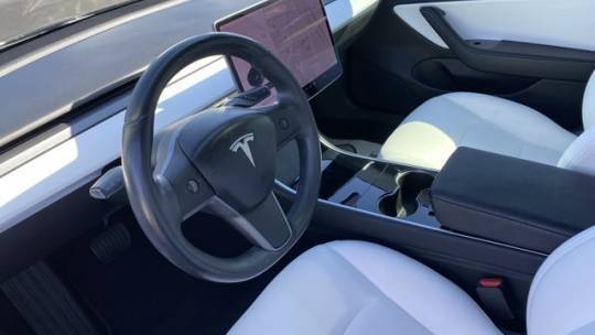 2018 Tesla Model 3 5YJ3E1EA3JF171303