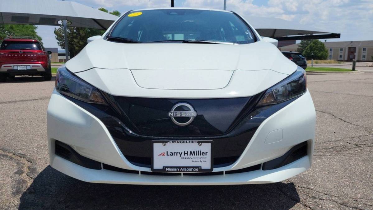 2025 Nissan LEAF 1N4AZ1BV4SC563391