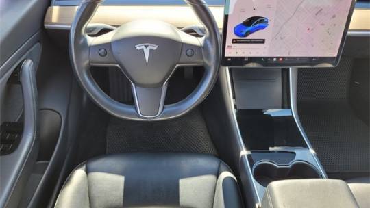 2019 Tesla Model 3 5YJ3E1EA0KF396652