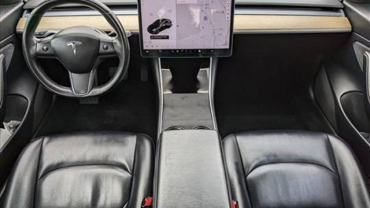 2018 Tesla Model 3 5YJ3E1EA9JF011426