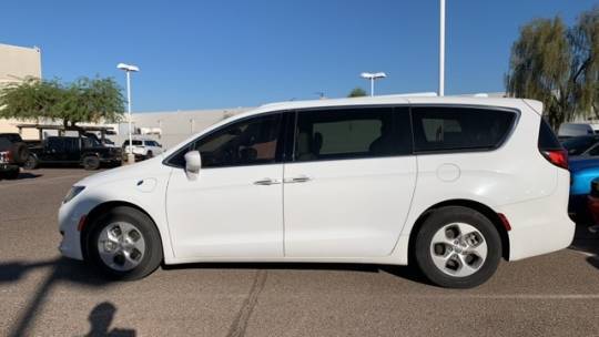 2018 Chrysler Pacifica Hybrid 2C4RC1H77JR278164