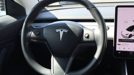 2018 Tesla Model 3 5YJ3E1EB7JF089101