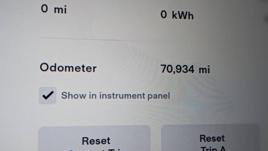 2018 Tesla Model S 5YJSA1E26JF237262