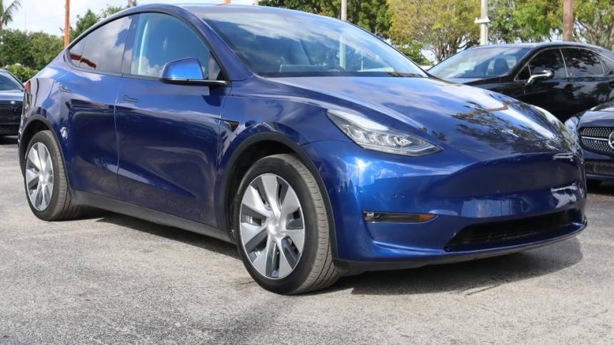 2021 Tesla Model Y 5YJYGDEE0MF281556