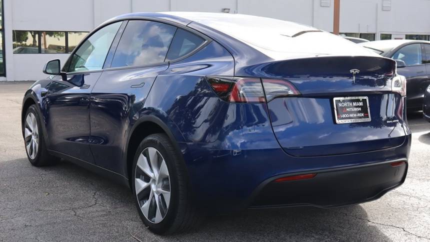 2021 Tesla Model Y 5YJYGDEE0MF281556