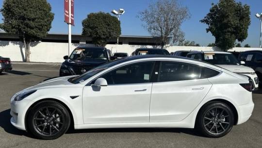 2018 Tesla Model 3 5YJ3E1EA0JF052382