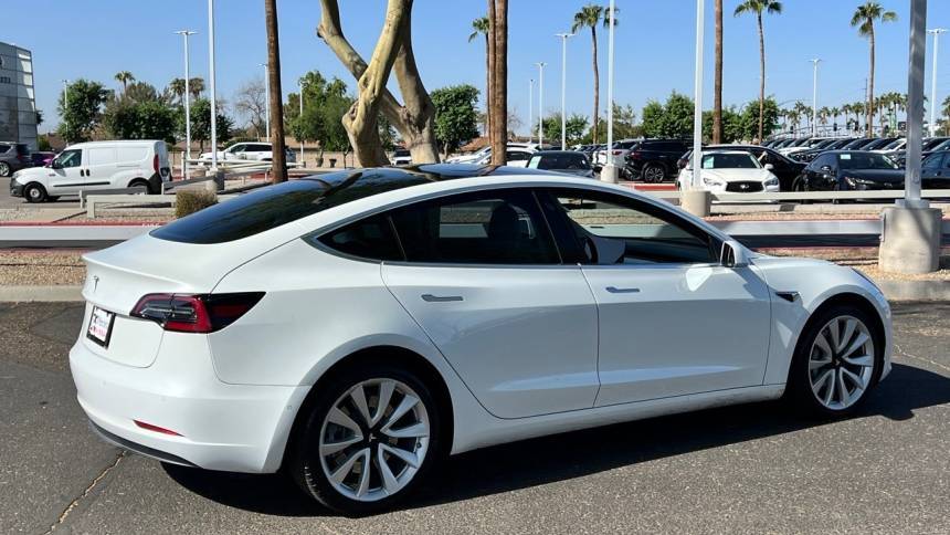 2019 Tesla Model 3 5YJ3E1EA3KF302618