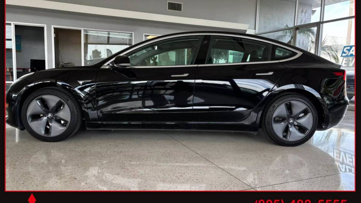 2018 Tesla Model 3 5YJ3E1EAXJF173338