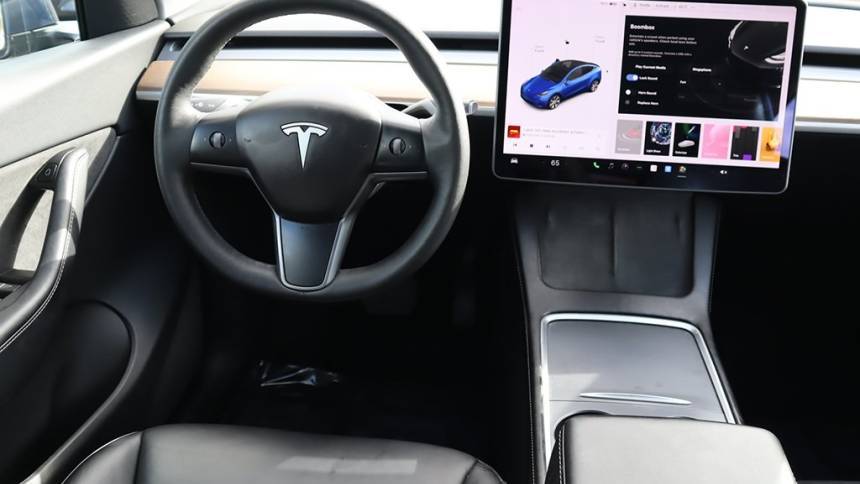 2021 Tesla Model Y 5YJYGDEE0MF281556