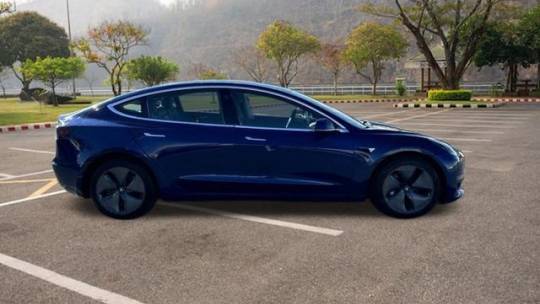 2019 Tesla Model 3 5YJ3E1EB3KF387789