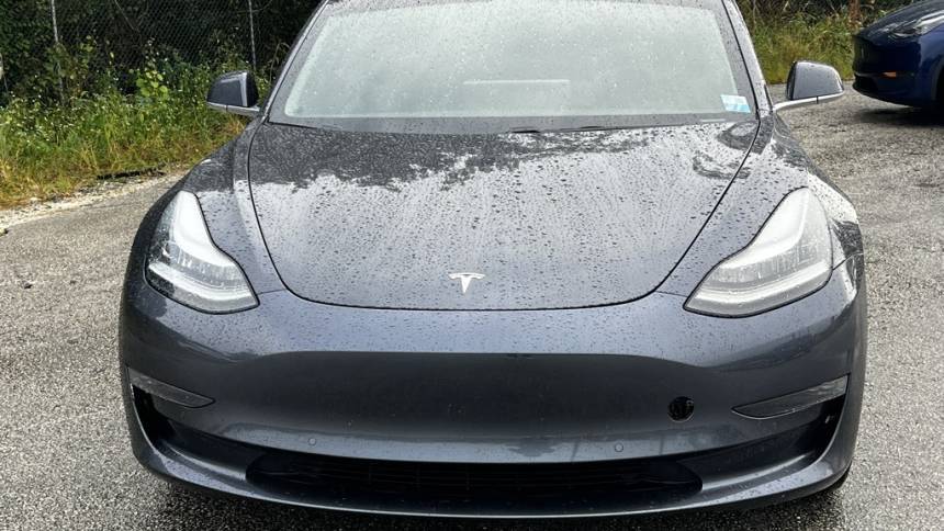 2019 Tesla Model 3 5YJ3E1EB3KF408141