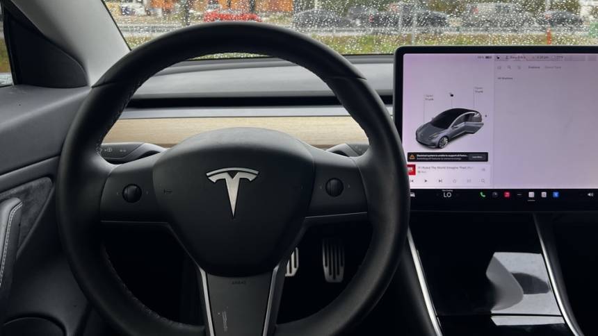 2019 Tesla Model 3 5YJ3E1EB3KF408141