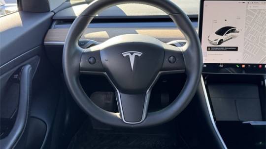 2020 Tesla Model 3 5YJ3E1EAXLF745060