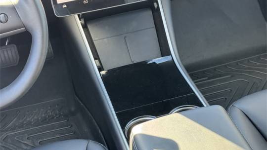 2020 Tesla Model 3 5YJ3E1EAXLF745060