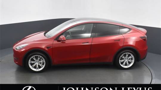 2021 Tesla Model Y 5YJYGDEE1MF114235