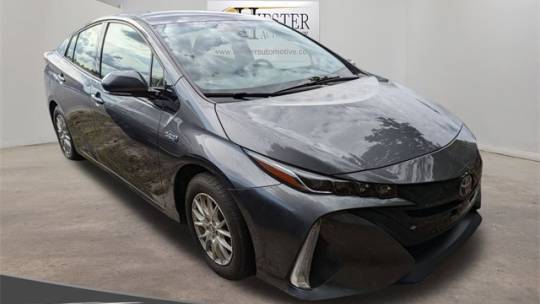 2018 Toyota Prius Prime JTDKARFP8J3075740