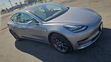 2019 Tesla Model 3 5YJ3E1EA5KF509284