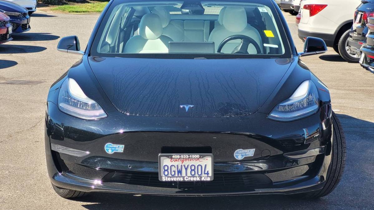 2018 Tesla Model 3 5YJ3E1EB9JF074809