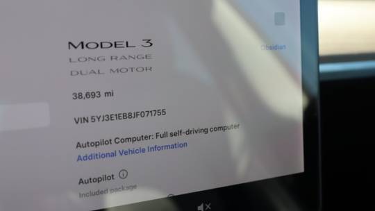 2018 Tesla Model 3 5YJ3E1EB8JF071755