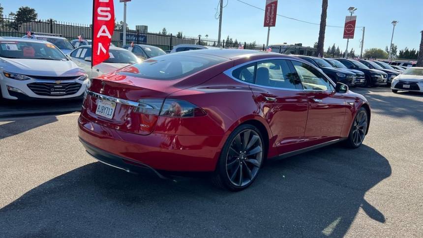 2015 Tesla Model S 5YJSA1E23FF107981