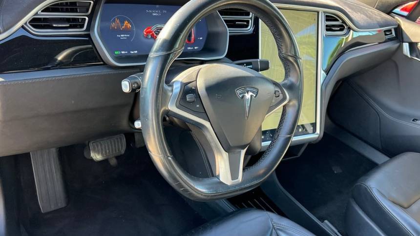 2015 Tesla Model S 5YJSA1E23FF107981