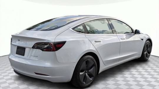 2019 Tesla Model 3 5YJ3E1EB3KF391339