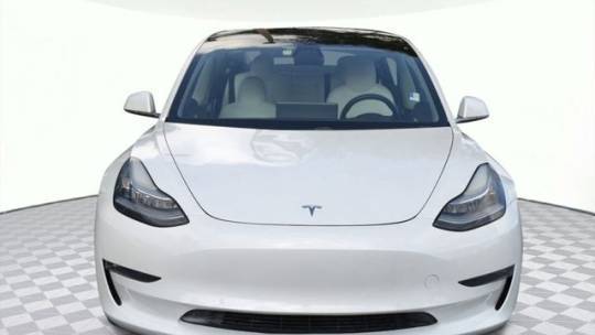 2019 Tesla Model 3 5YJ3E1EB3KF391339