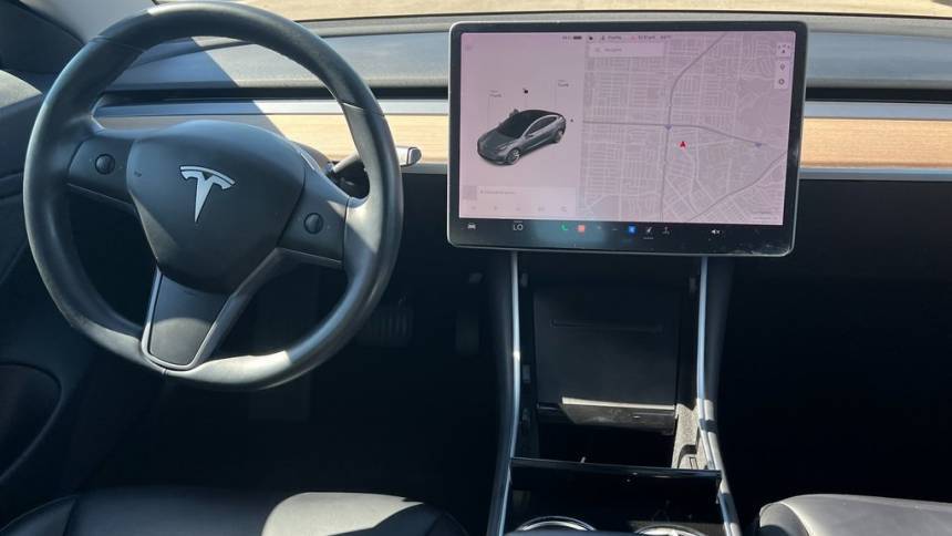 2018 Tesla Model 3 5YJ3E1EB2JF090706