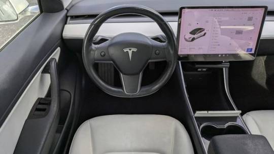 2019 Tesla Model 3 5YJ3E1EB3KF391339