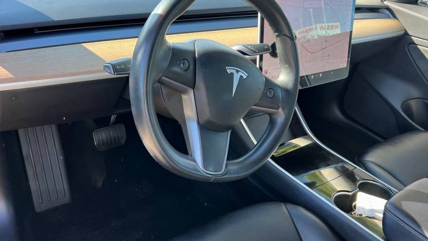 2018 Tesla Model 3 5YJ3E1EBXJF113214