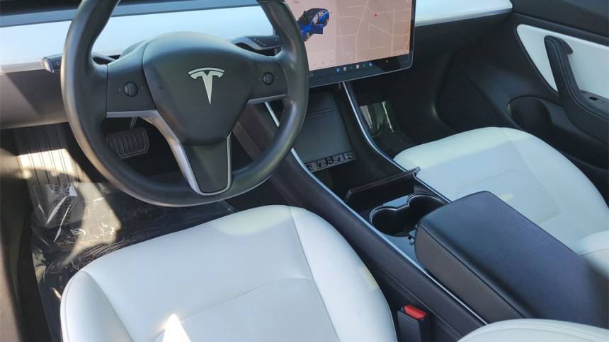 2019 Tesla Model 3 5YJ3E1EA0KF332773