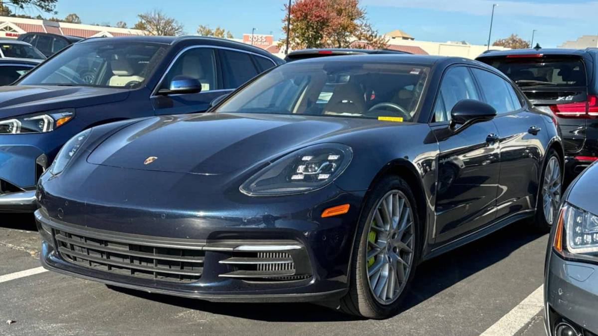 2020 Porsche Panamera WP0BE2A7XLL169141