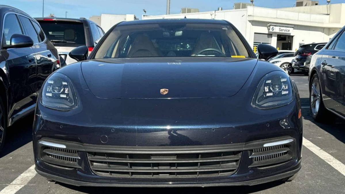 2020 Porsche Panamera WP0BE2A7XLL169141