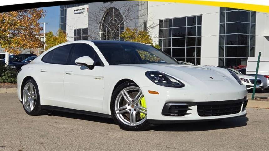 2019 Porsche Panamera WP0AE2A76KL124658