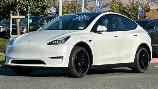 2021 Tesla Model Y 5YJYGDEE1MF195334