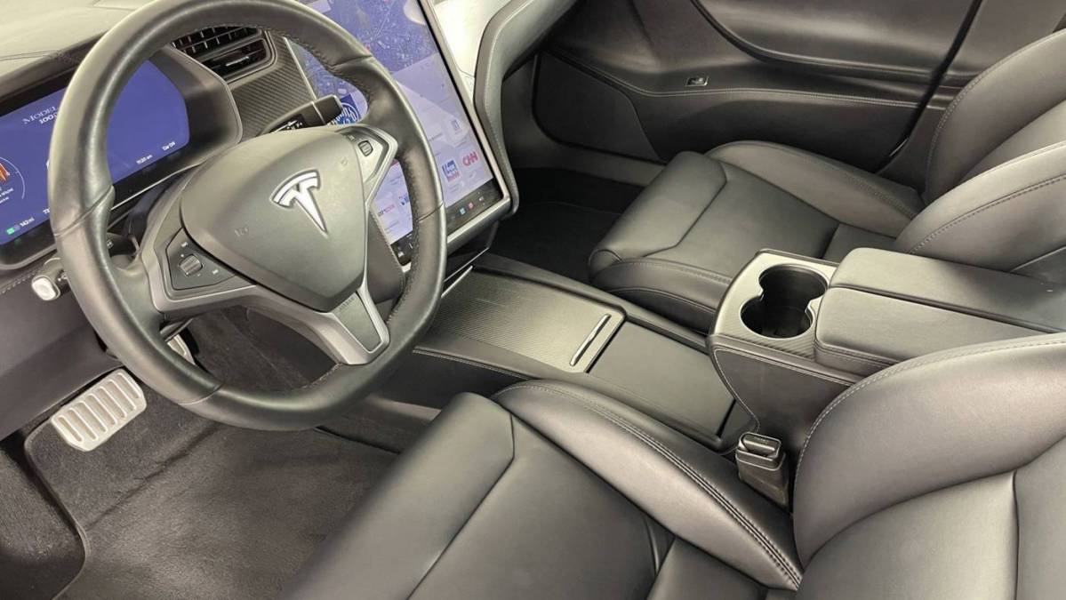 2018 Tesla Model S 5YJSA1E24JF276156