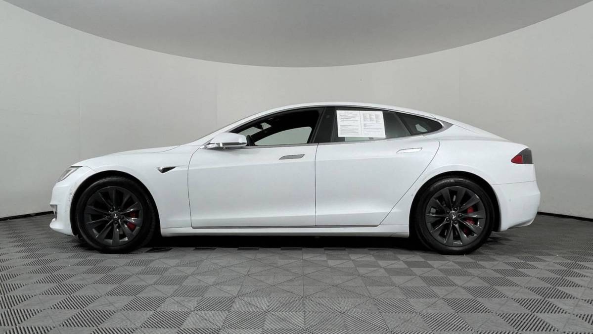 2018 Tesla Model S 5YJSA1E24JF276156