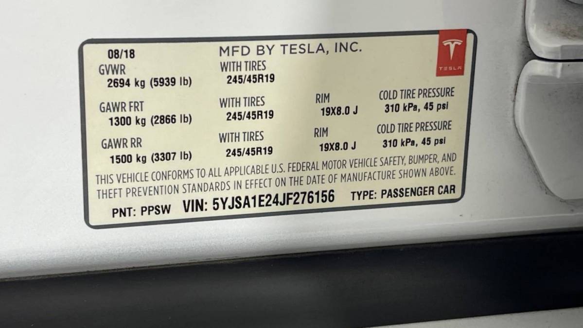 2018 Tesla Model S 5YJSA1E24JF276156