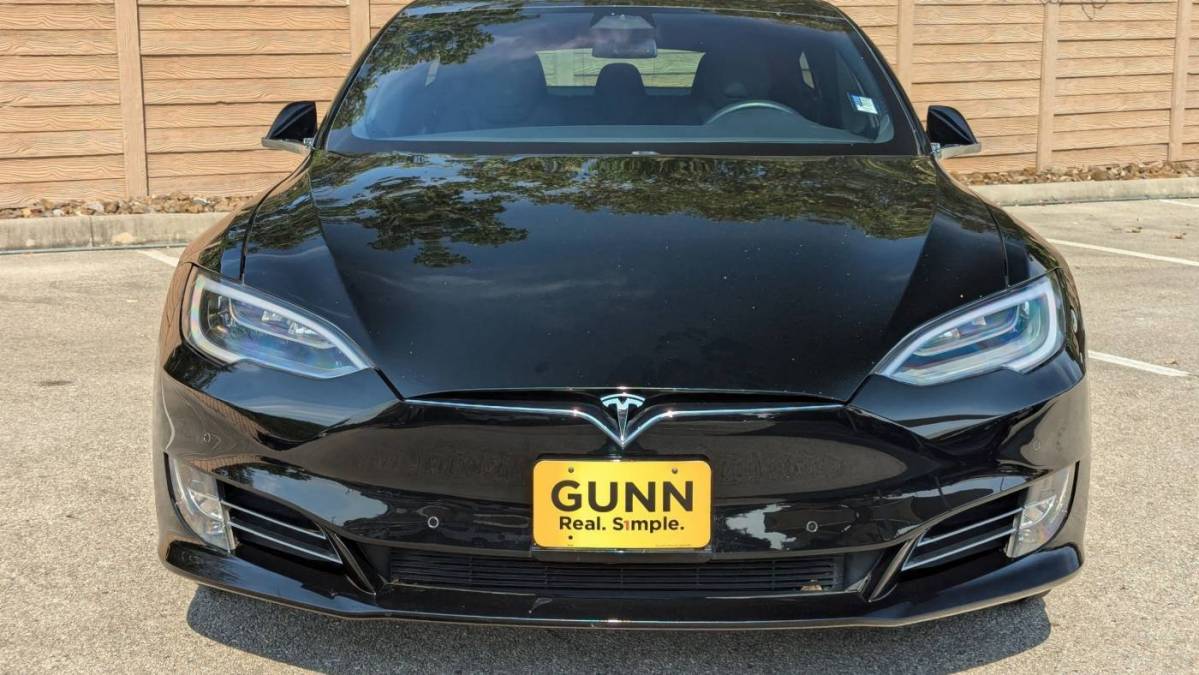 2018 Tesla Model S 5YJSA1E22JF281470