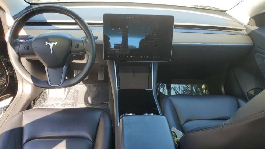 2018 Tesla Model 3 5YJ3E1EA8JF172348