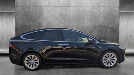 2016 Tesla Model X 5YJXCAE26GF016320