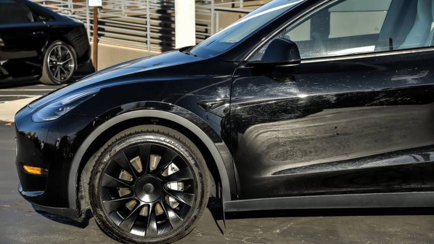 2021 Tesla Model Y 5YJYGDEE1MF311549